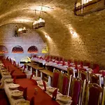 Ulbert Pince Panzio Bed & Breakfast