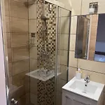 Ulbert Pince Panzio 4*