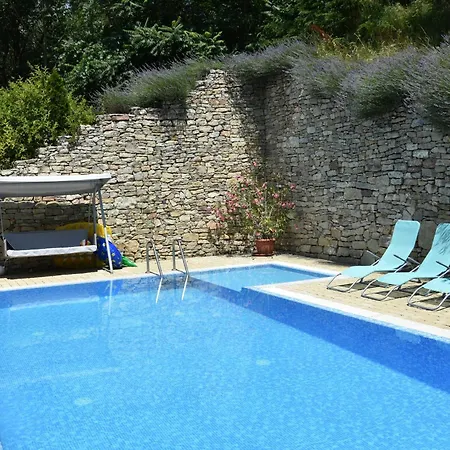 Ulbert Pince Panzio Panzió 4*