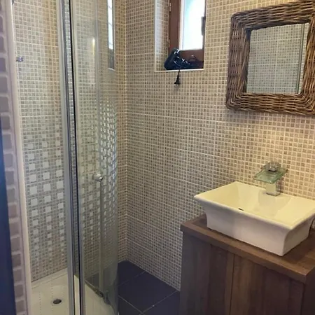 Ulbert Pince Panzio Bed & Breakfast *