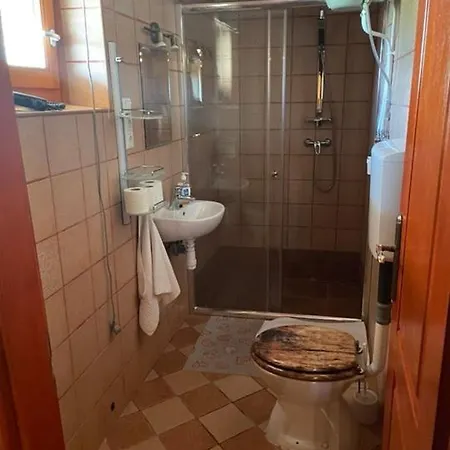 Ulbert Pince Panzio Szederkény
