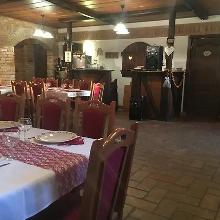 Ulbert Pince Panzio Szederkény