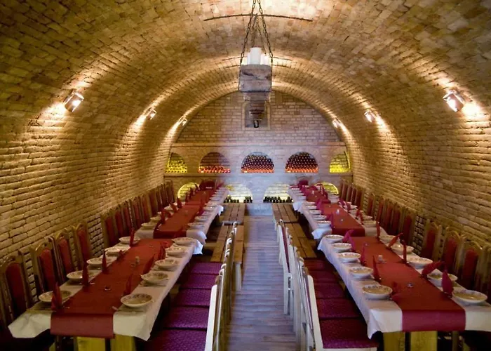 Ulbert Pince Panzio Couette-café 4*