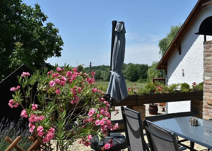 Couette-café Ulbert Pince Panzio 4*
